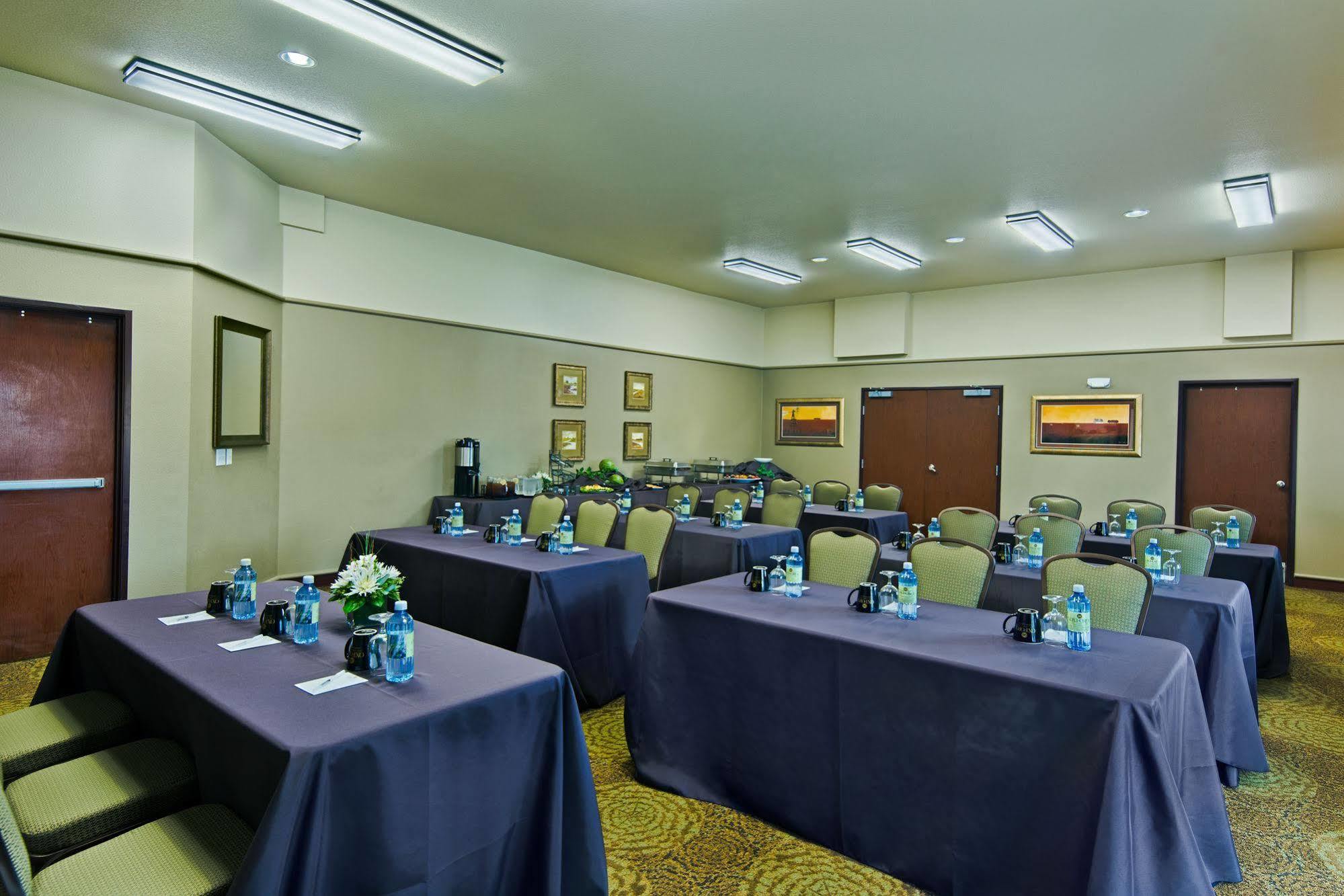 Oxford Suites הרמיסטון מראה חיצוני תמונה